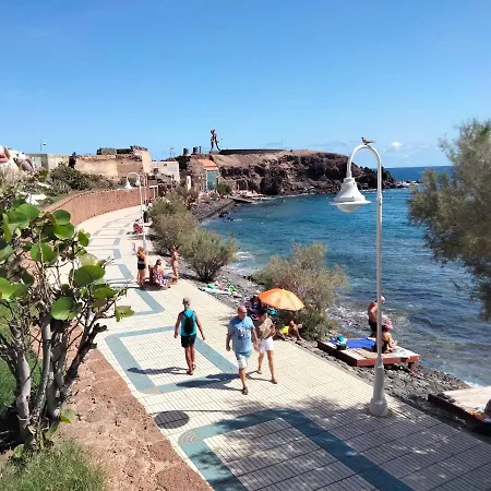 Casa Candelaria アリナガ